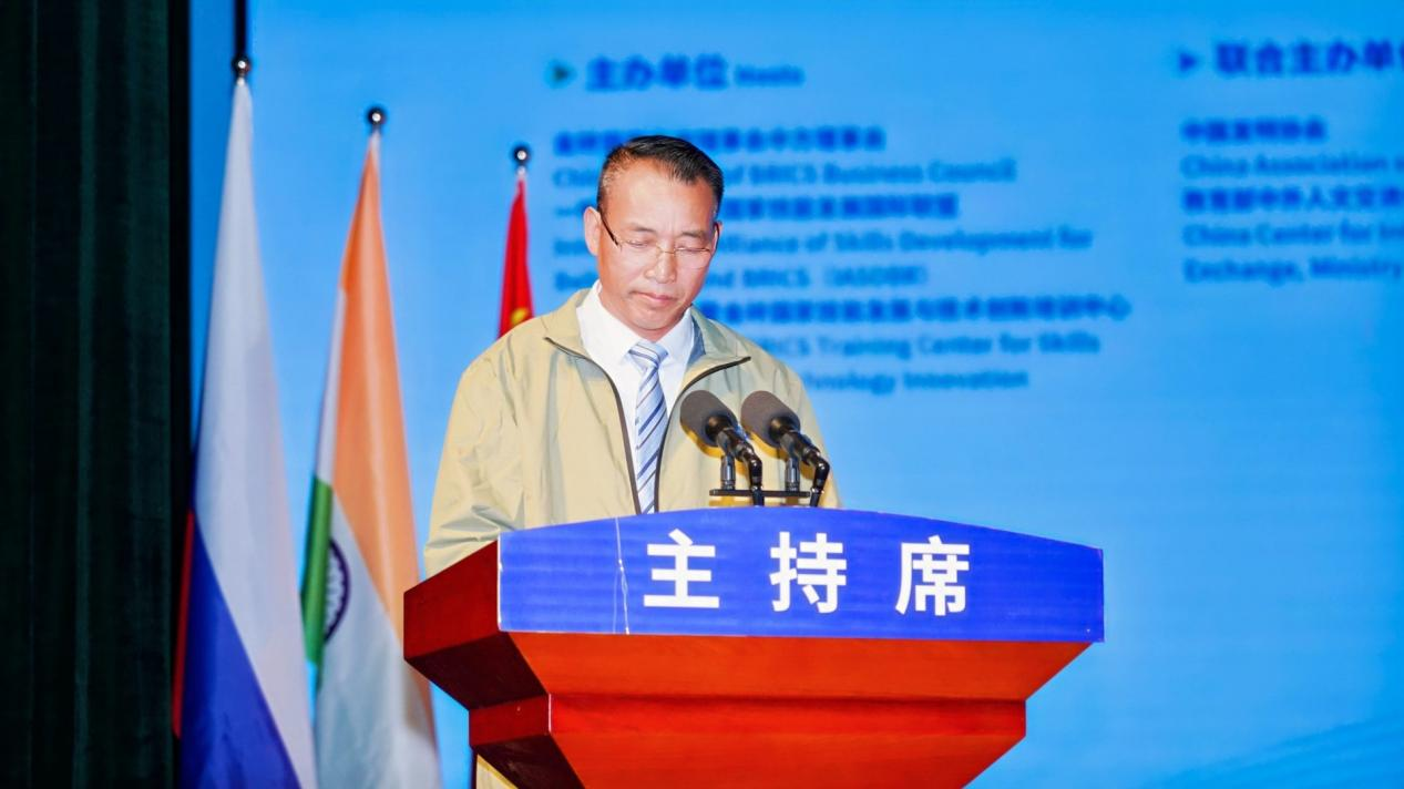 微信图片_2025-12-19_134901_044.png
